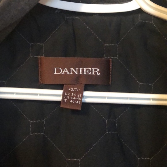 Danier real leather jacket with hood - Picture 2 of 3